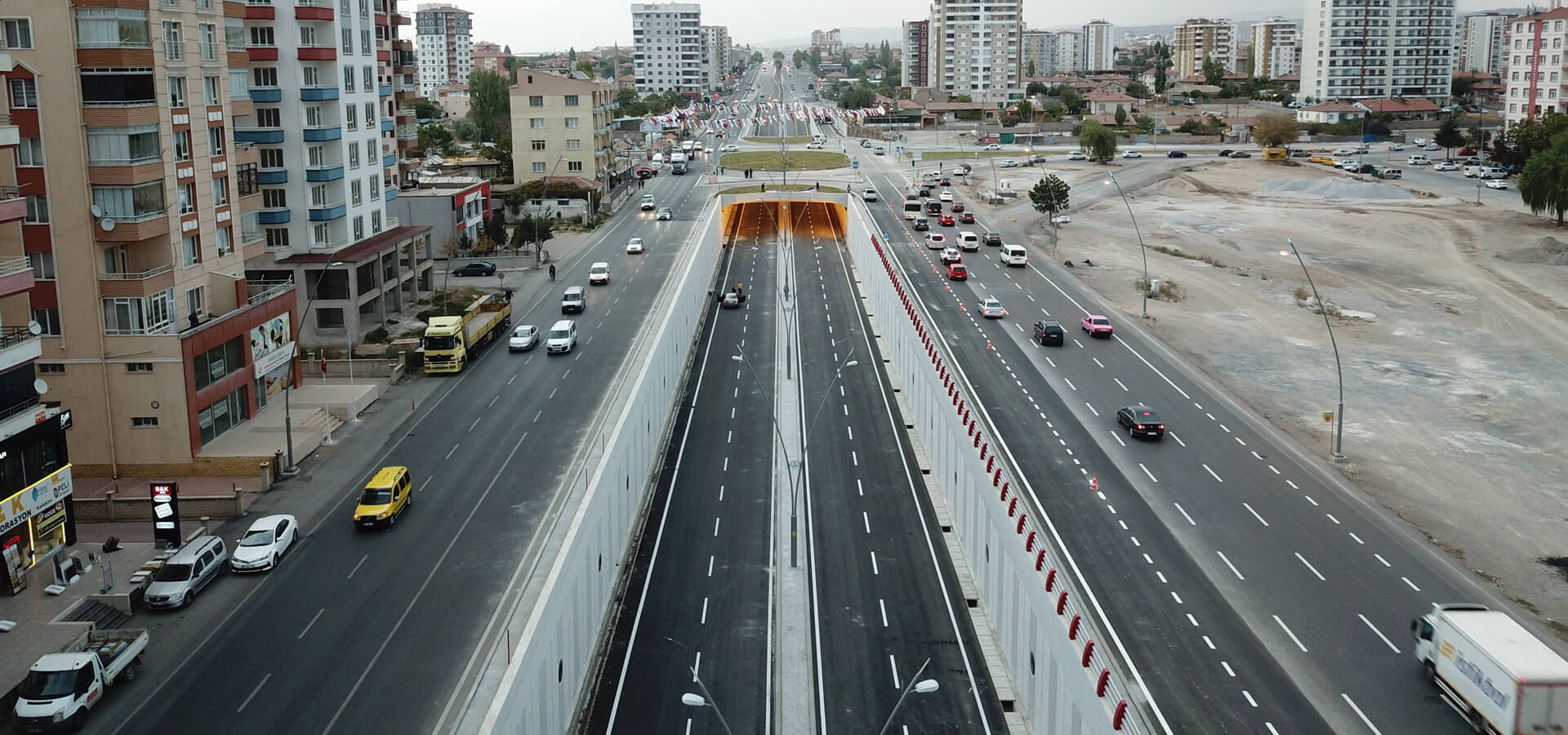 30 Ağustos - Tuna kavşağı trafiğe açıldı.